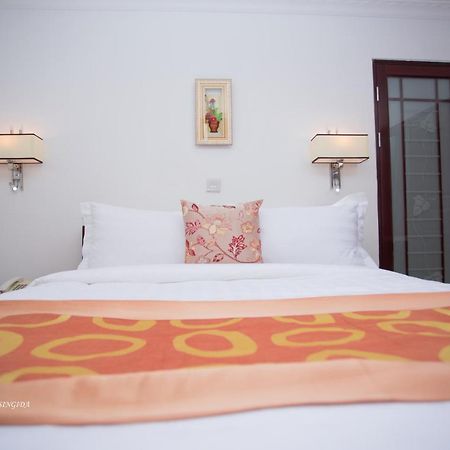 Regency Resort Singida Eksteriør bilde