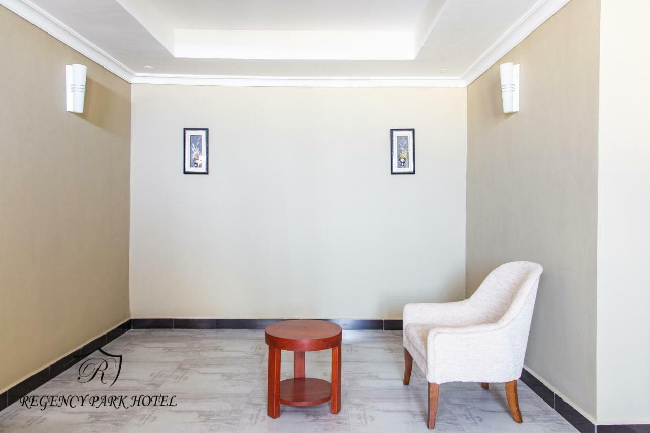 Regency Resort Singida Eksteriør bilde